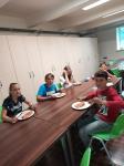 PIECZENIE PIZZY W SZKOLE - kl. 6